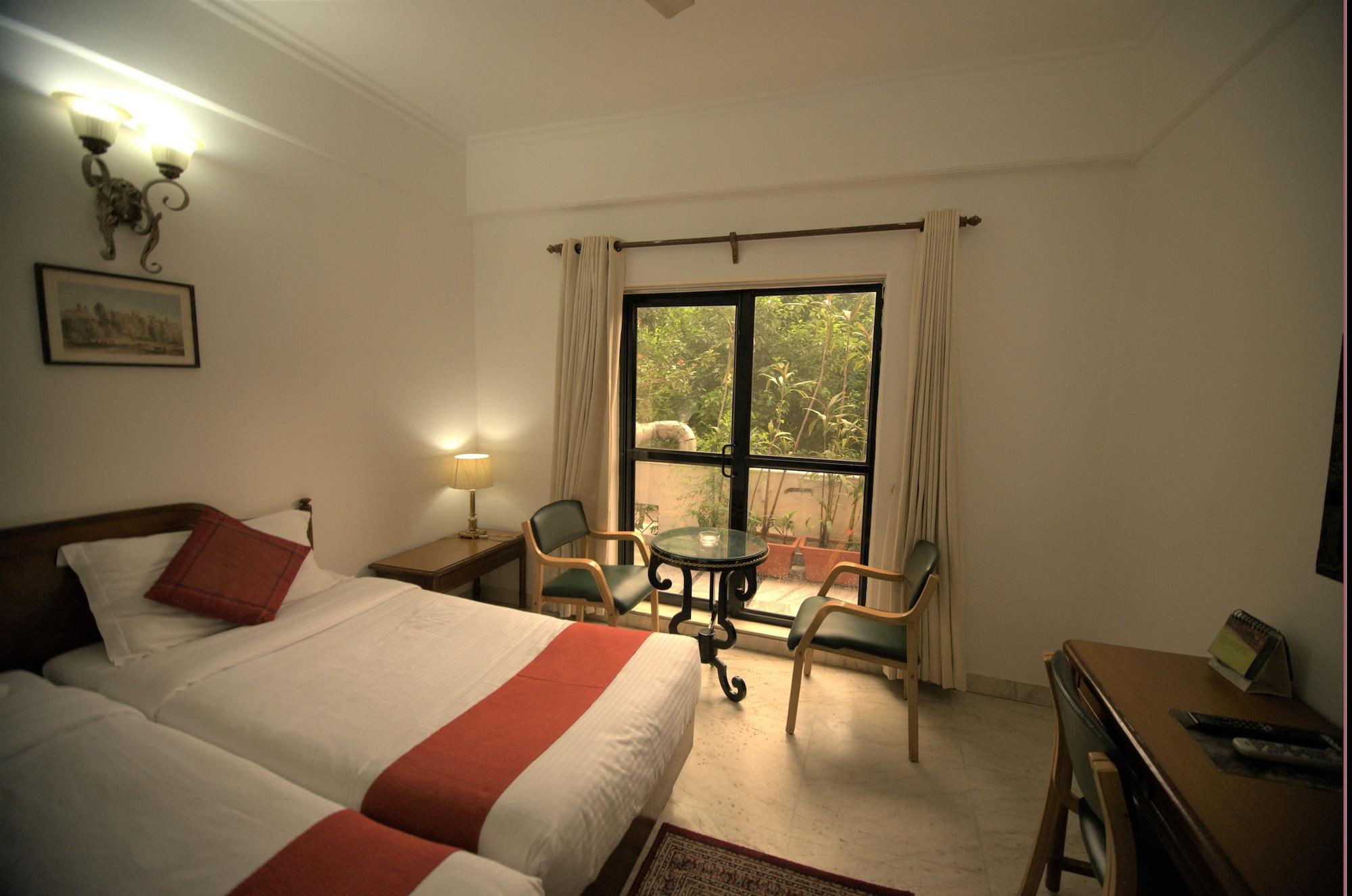 Hotel Palm Greens Neu-Delhi Exterior foto